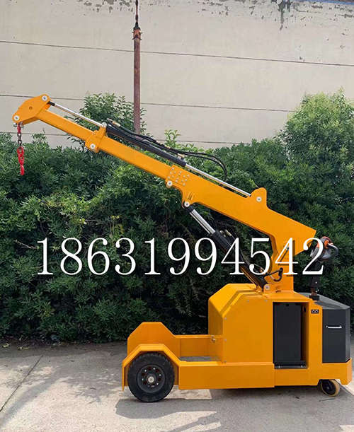 巴中市随车吊机起重升降机价格绞盘小吊机那里有轻卡巴中市车载液压升降机随车吊机